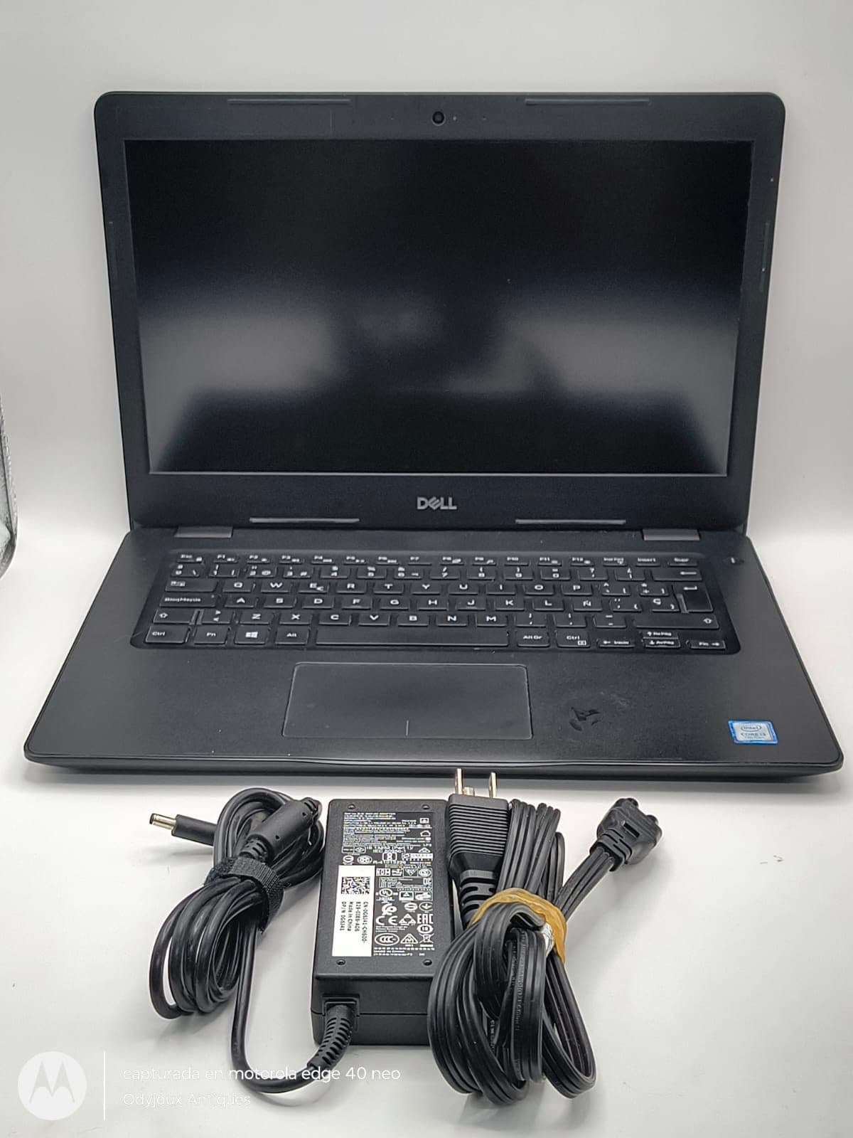Laptop Dell Latitude 3490 procesador Intel Core i3-7130U(8va Gen) 8GB RAM disco SSD 128gb Win 10pro